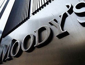 Moody's: Китай затормозит рост цен на нефть / России в 2016 году предрекают продолжение падения экономики