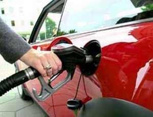 Бензин стал быстро дорожать / Росстат вторую неделю подряд фиксирует повышение цен
