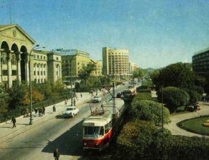 На проспекте Ленина закроют движение трамваев на время строительства подземного перехода у Дворца молодежи