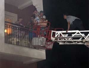 Из горящего отеля в Турции спасли 190 российских туристов, четверо из них госпитализированы / Отдыхающие отравились дымом