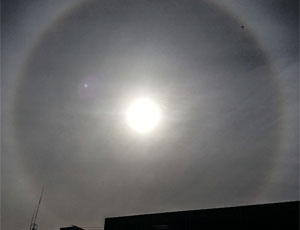 Огромное солнечное гало напугало жителей Сахалина (ВИДЕО)