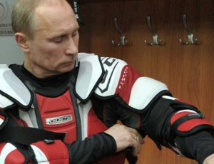 В свой день рождения Путин сыграет в хоккей, а что потом – «личное пространство» / Тимати «подарил» Путину клип «Лучший друг» (ВИДЕО)