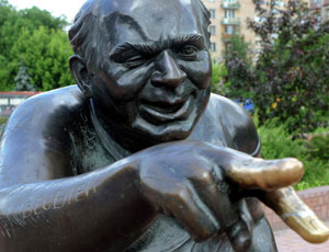 В Москве похищен памятник актеру Евгению Леонову (ФОТО)