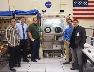NASA отправило на МКС уникальный 3D-принтер (ФОТО) / Устройство может работать в безвоздушном пространстве при нулевой гравитации