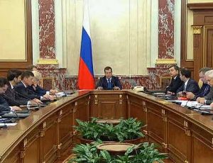 Члены российского правительства отчитались о доходах / Абызов сместил Хлопонина с первого места рейтинга