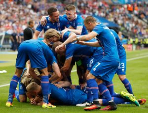 Исландия выиграла у Австрии и сыграет с Англией в 1/8 финала ЧЕ-2016 (ВИДЕО)