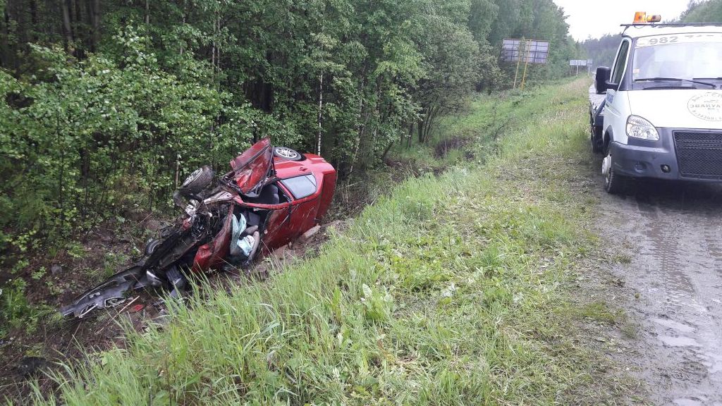 В ДТП на Серовском тракте погибла пассажирка Мицубиши Lancer
