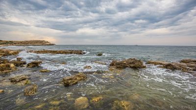 У берегов Севастополя обнаружили неизвестное затонувшее судно