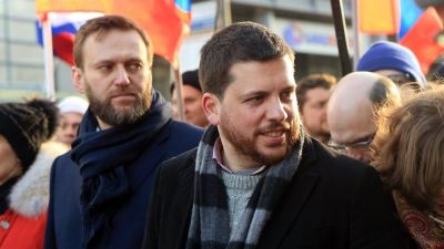 Леонид Волков объявлен в международный розыск, СКР требует его заочного ареста