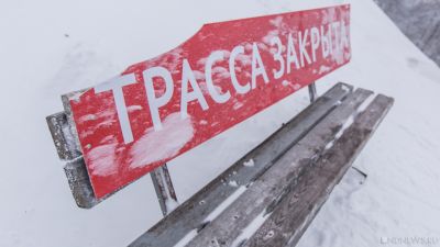 На Ямале из-за метели не летают самолёты и закрыты зимники