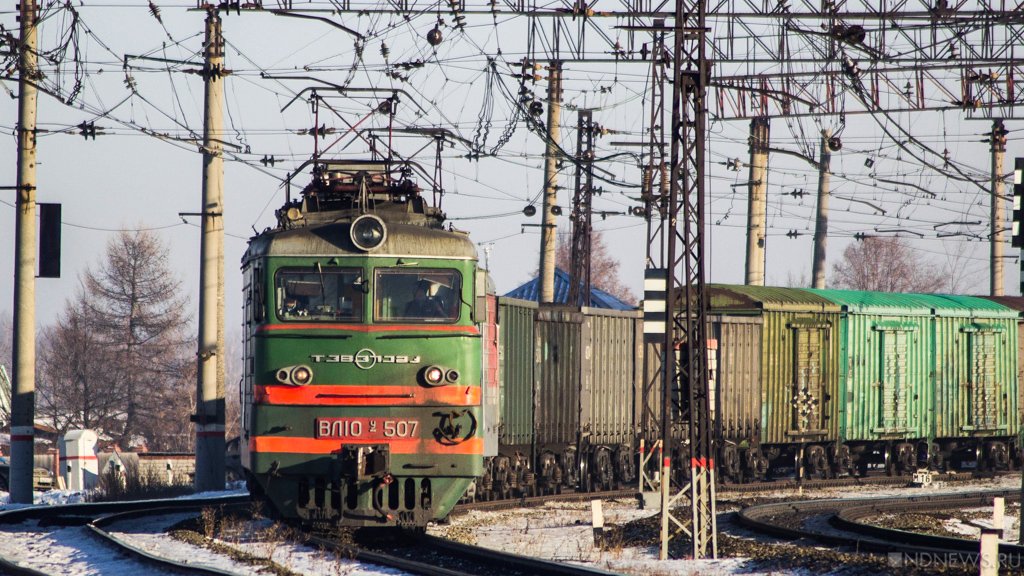 В Забайкалье восстановили движение поездов после схода двух составов с рельсов