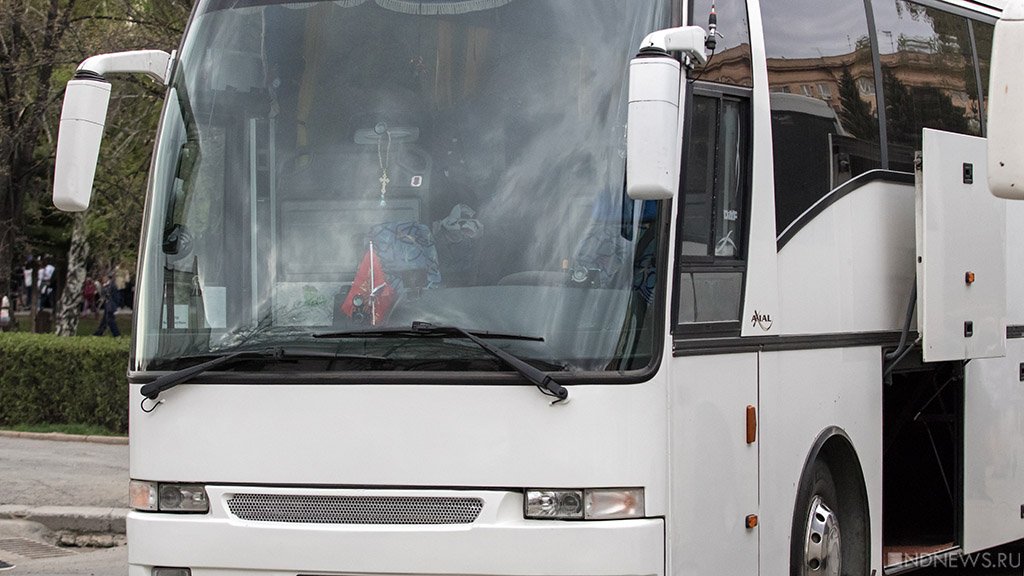 На федеральной трассе столкнулись три автобуса с детьми, ехавшими в лагерь