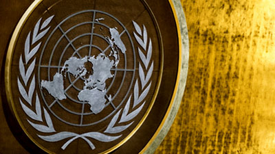 Постпред Израиля в ООН публично разорвал отчет по правам человека
