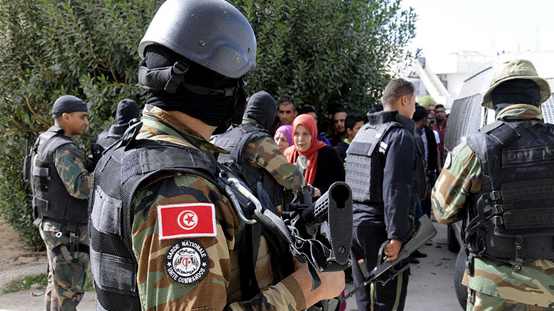 Власти Туниса загнали страну в террористическую ловушку