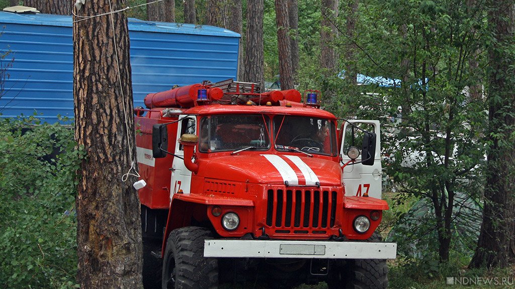 К тушению лесного пожара в Крыму привлечён самолёт-амфибия Бе-200
