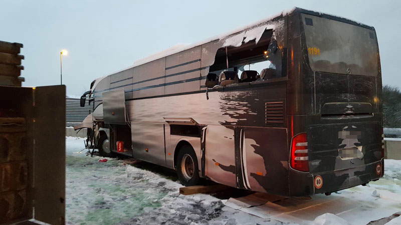 Опасный туризм: в Швейцарии разбился автобус с россиянами