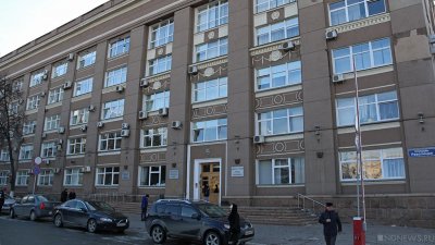 В мэрии Челябинска вахтер-пенсионерка побила депутата