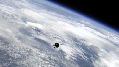 КНДР в апреле запустит на орбиту первый спутник-разведчик