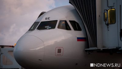 Летевший в Хабаровск самолет развернулся из-за плохого самочувствия пассажира