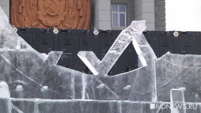 В ледовом городке обследуют все объекты после обрушения стены (ФОТО, ВИДЕО)