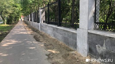 Разрушенный тротуар у Дендрария на 8 Марта восстановят летом (ФОТО)
