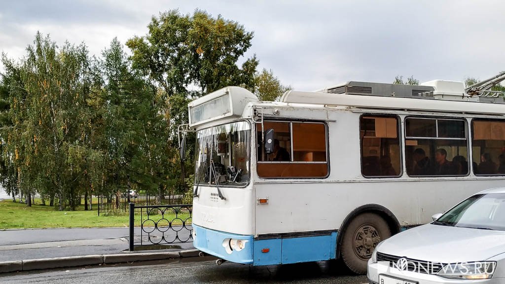 Энергетики грозят снова отключить троллейбусы Екатеринбурга за долги