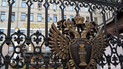 «Усиливает напряжение в обществе»: Генпрокурора РФ просят разобраться с пометкой «только для мигрантов»