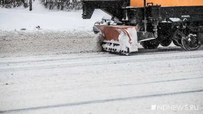 На Сахалине во время расчистки снега пропал грейдер с водителем