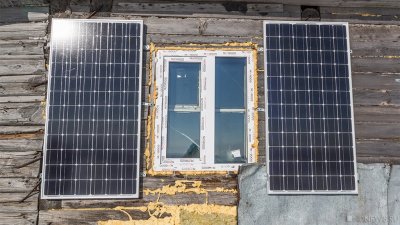 Уральские ученые нашли способ защитить солнечные батареи от пыли