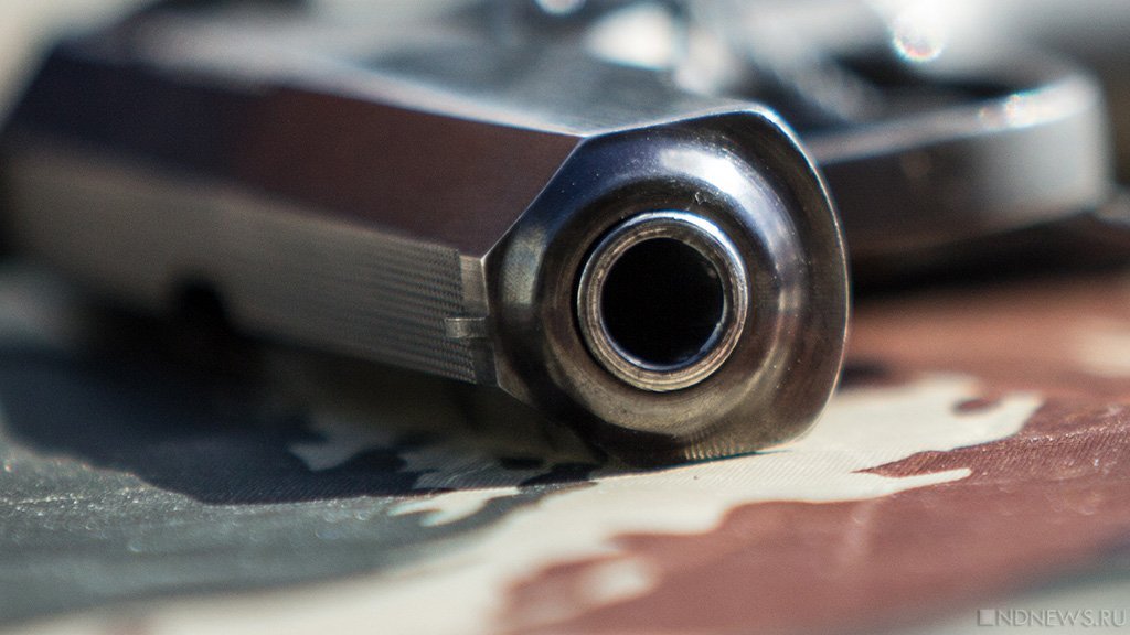 В Надыме полиция выясняет, зачем юноша стрелял по подростку из пневматики