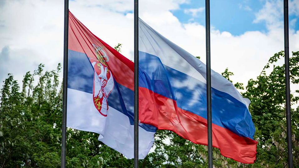 Запад делает все для сближения Москвы и Белграда, – глава МИД Сербии