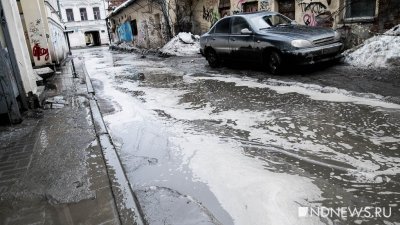С улиц Екатеринбурга за один день вывезли 275 тонн грязи