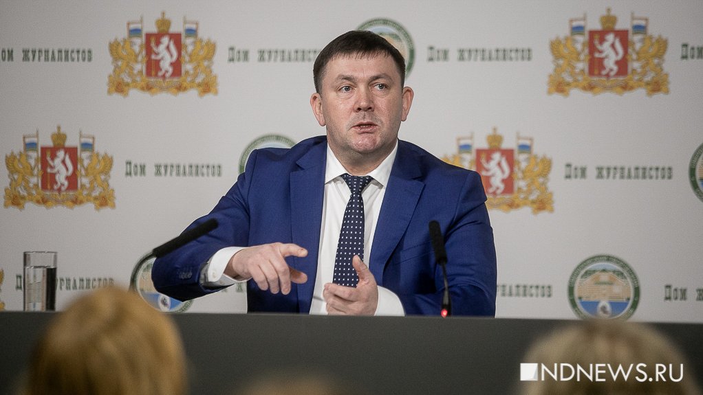Вице-губернатор Шмыков собирается на месторождение нефти