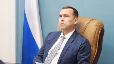Губернатор Шумков рассказал о «нарисовавшихся» проблемах по строительным контрактам