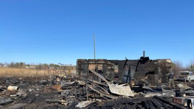 Две семьи друзей перед пожаром топили баню: подробности трагедии в Заречном (ФОТО)