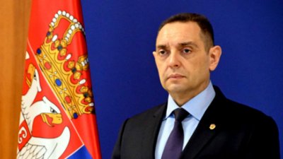«От сателлита слышим»: глава МВД Сербии ответил Приштине на обвинения в пророссийскости