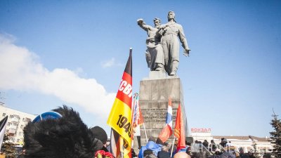 В Екатеринбурге отреставрируют памятник на привокзальной площади