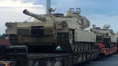 Под Авдеевкой подбит первый американский танк Abrams