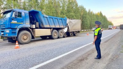 Водитель большегруза погиб в ДТП на Серовском тракте (ФОТО)