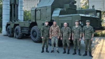 Под Екатеринбургом военные установили С-300