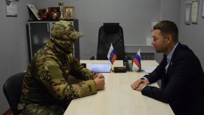 Екатеринбургский депутат Алексей Вихарев отправил очередную посылку на СВО