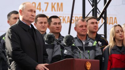 Путин дал старт движению по новой автотрассе М-12 от Москвы до Арзамаса