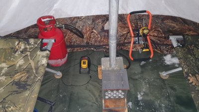 В Пуровском районе рыбаки в палатке отравились угарным газом