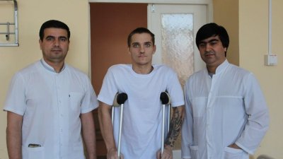 Уральские врачи спасли жизнь парню, упавшему с 8 этажа