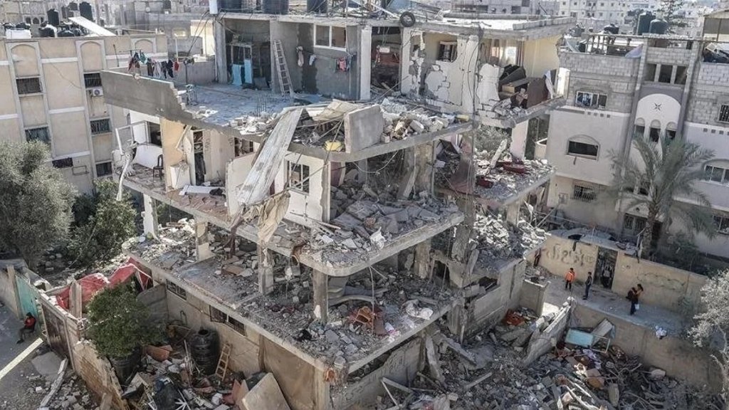 Число пропавших без вести в секторе Газа достигло 10 000 человек