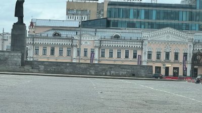Завтра с пяти утра часть улиц Екатеринбурга будет перекрыта для генеральной репетиции парада