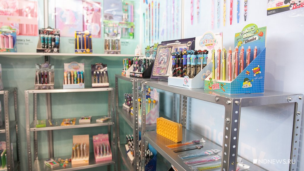 Книжные магазины меняют специализацию, проигрывая онлайн-продажам книг Книжные магазины меняют специализацию, проигрывая онлайн-продажам книг