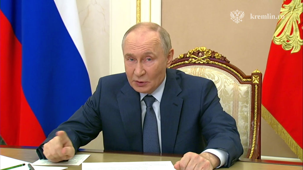 Путин: российская армия продвигается вперед на всех участках СВО Путин: российская армия продвигается вперед на всех участках СВО