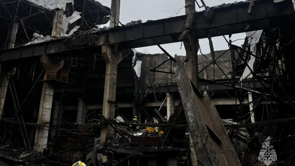 В Тульской области обрушилась кровля цеха промпредприятия: один человек погиб В Тульской области обрушилась кровля цеха промпредприятия: один человек погиб