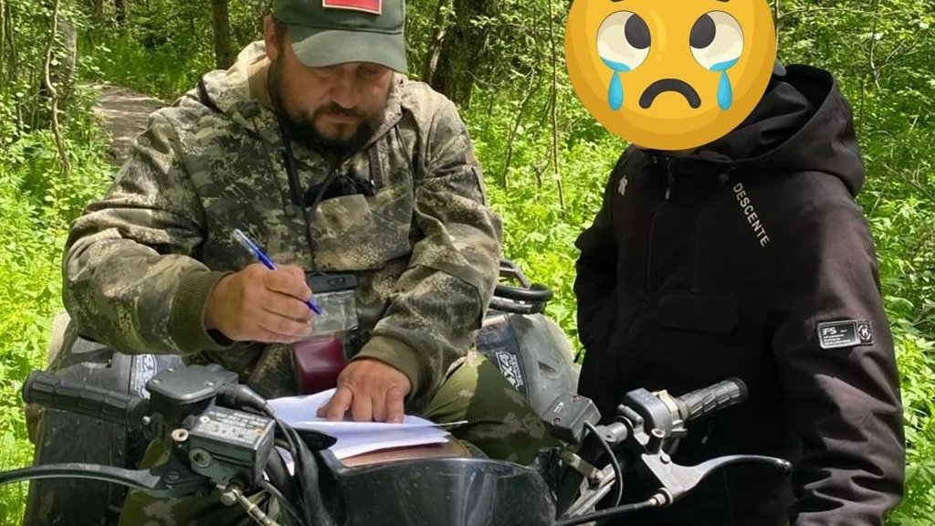 Нарушители на УАЗе изуродовали экотропу в Зюраткуле